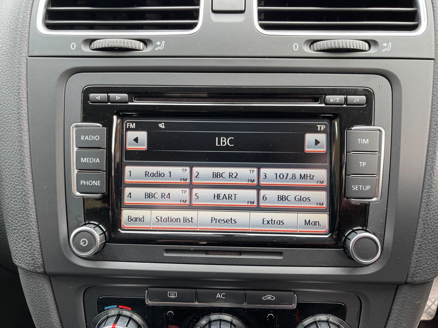 Used Volkswagen Golf 2010 for sale - 78014937: Photo 30