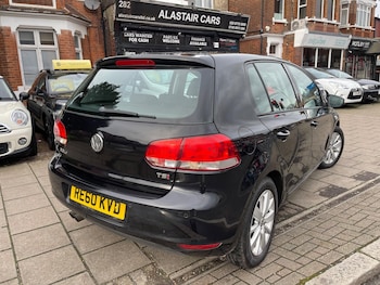 Used Volkswagen Golf 2010 for sale - 78014937: Photo