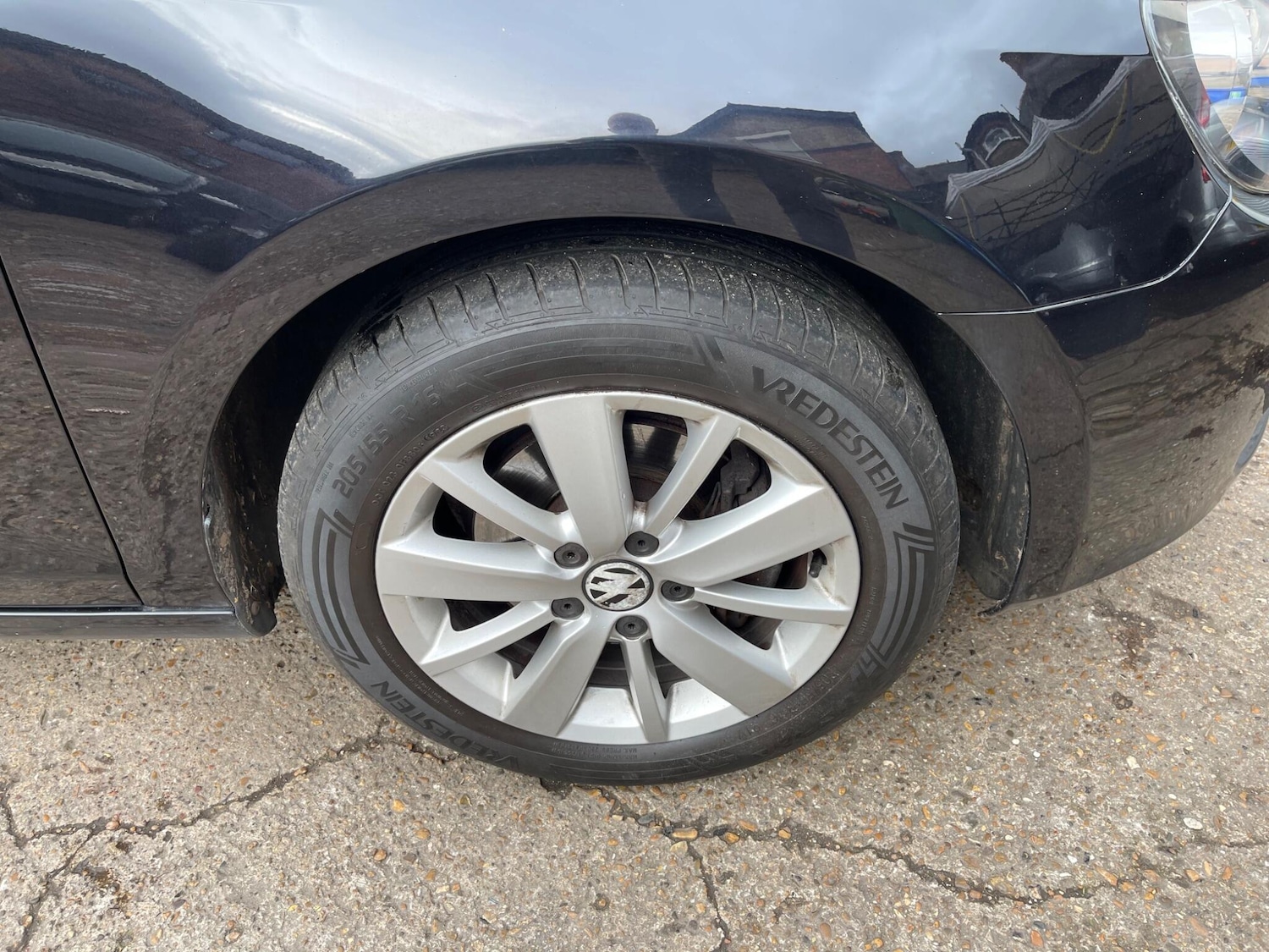 Used Volkswagen Golf 2010 for sale - 78014937: Photo 50