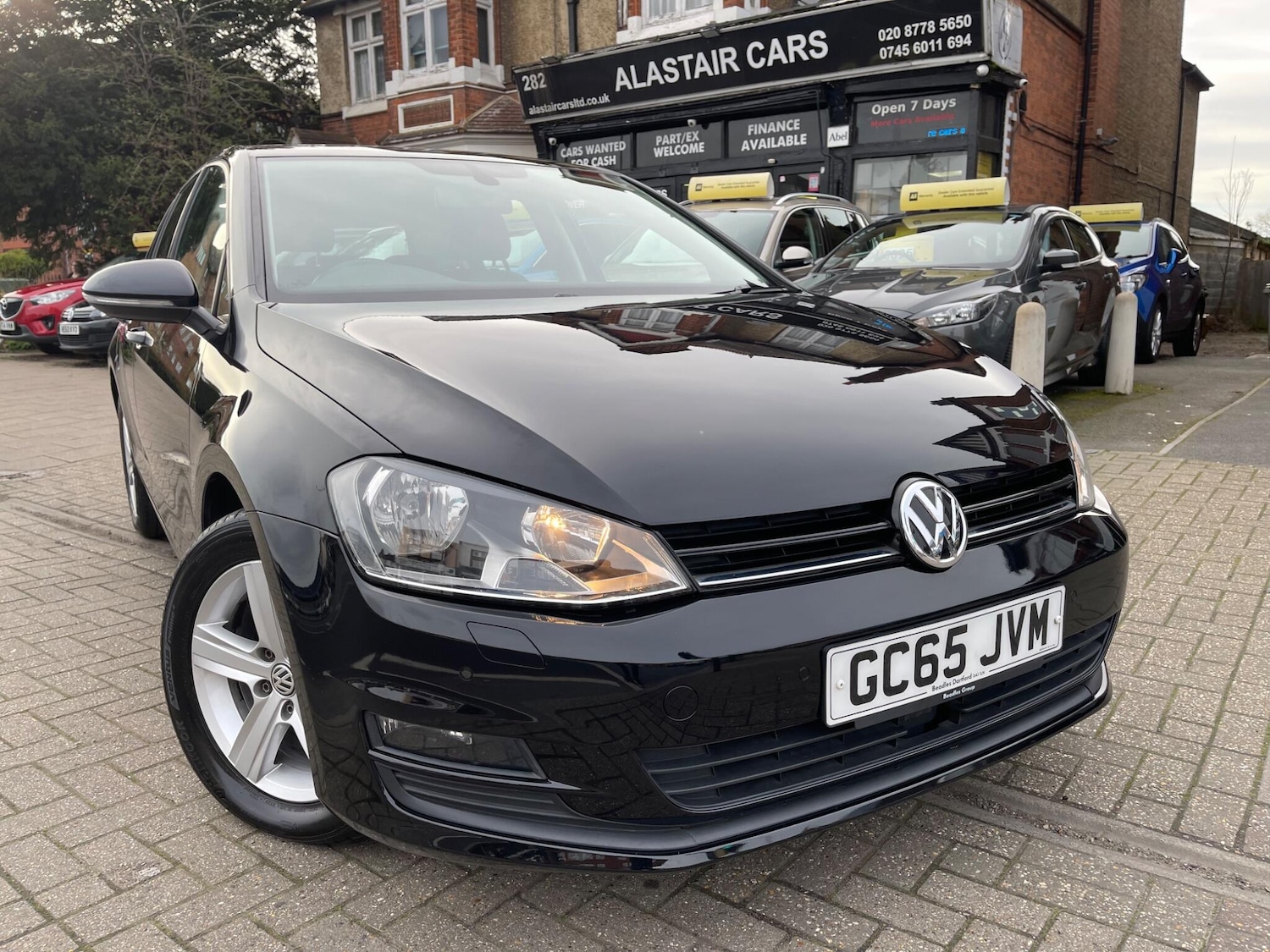 Used Volkswagen Golf 2016 for sale - 78014935: Photo 1