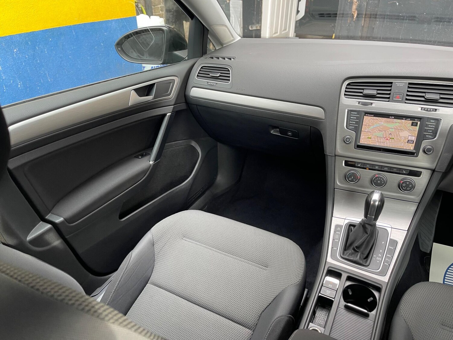 Used Volkswagen Golf 2016 for sale - 78014935: Photo 24