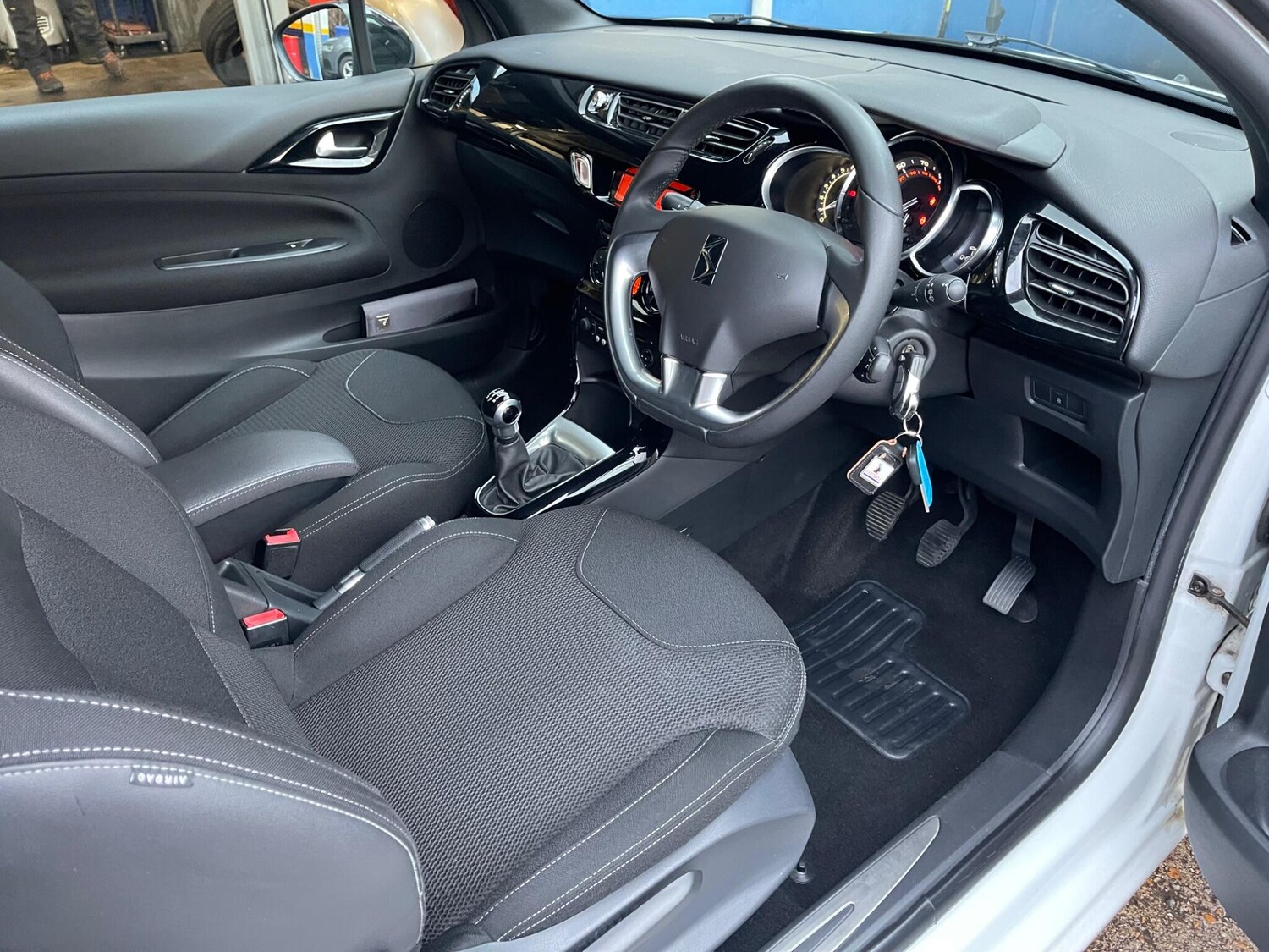 Used Citroen DS3 2014 for sale - 78014931: Photo 17