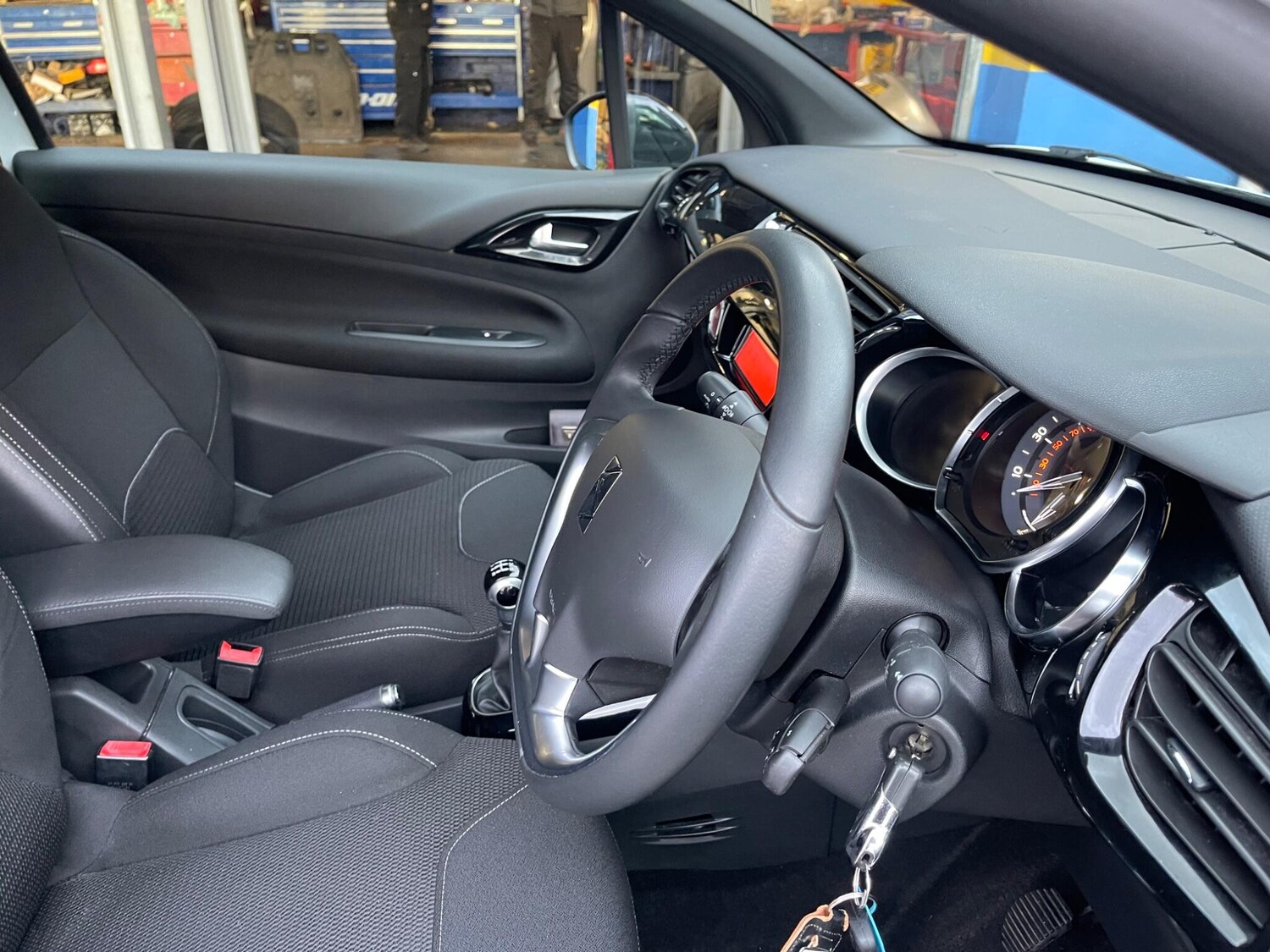 Used Citroen DS3 2014 for sale - 78014931: Photo 31