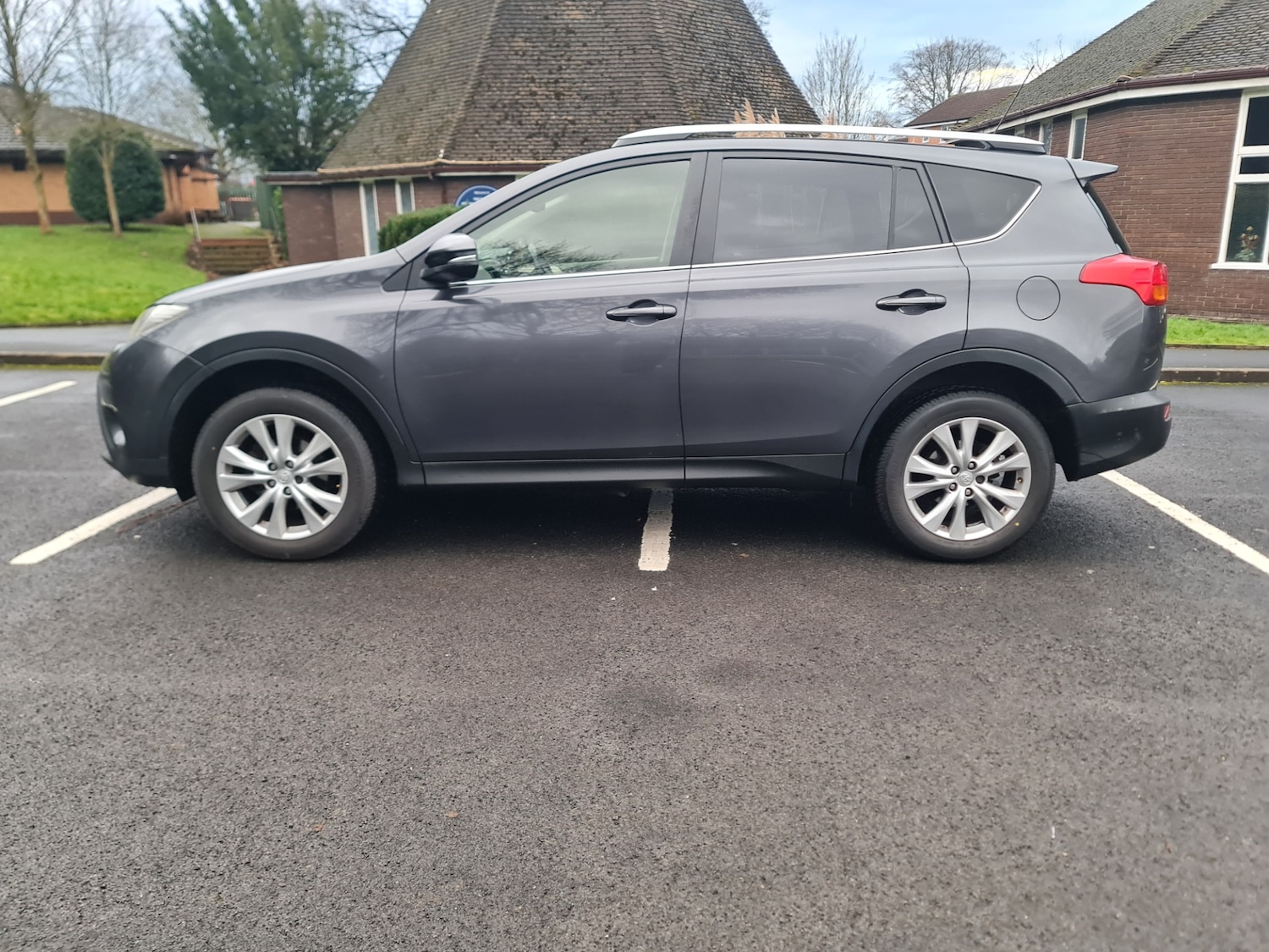 Used Toyota RAV4 2014 for sale - 77151580: Photo 4