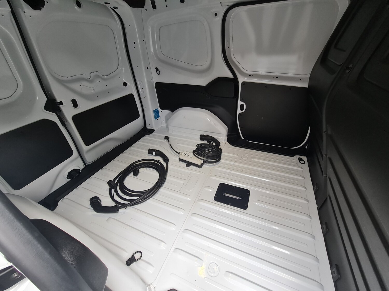 Used Nissan Other 2023 for sale - 77378447: Photo 16