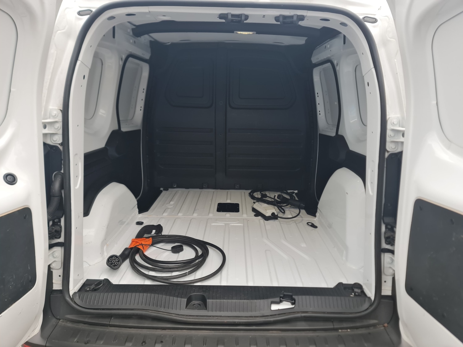 Used Nissan Other 2023 for sale - 77378449: Photo 9