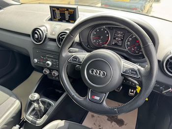 Used Audi A1 2014 for sale - 78822446: Photo