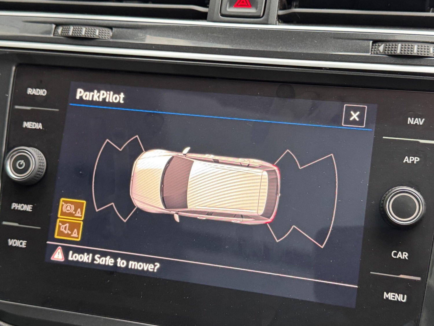 Used Volkswagen Tiguan for sale - 77242856: Photo 10