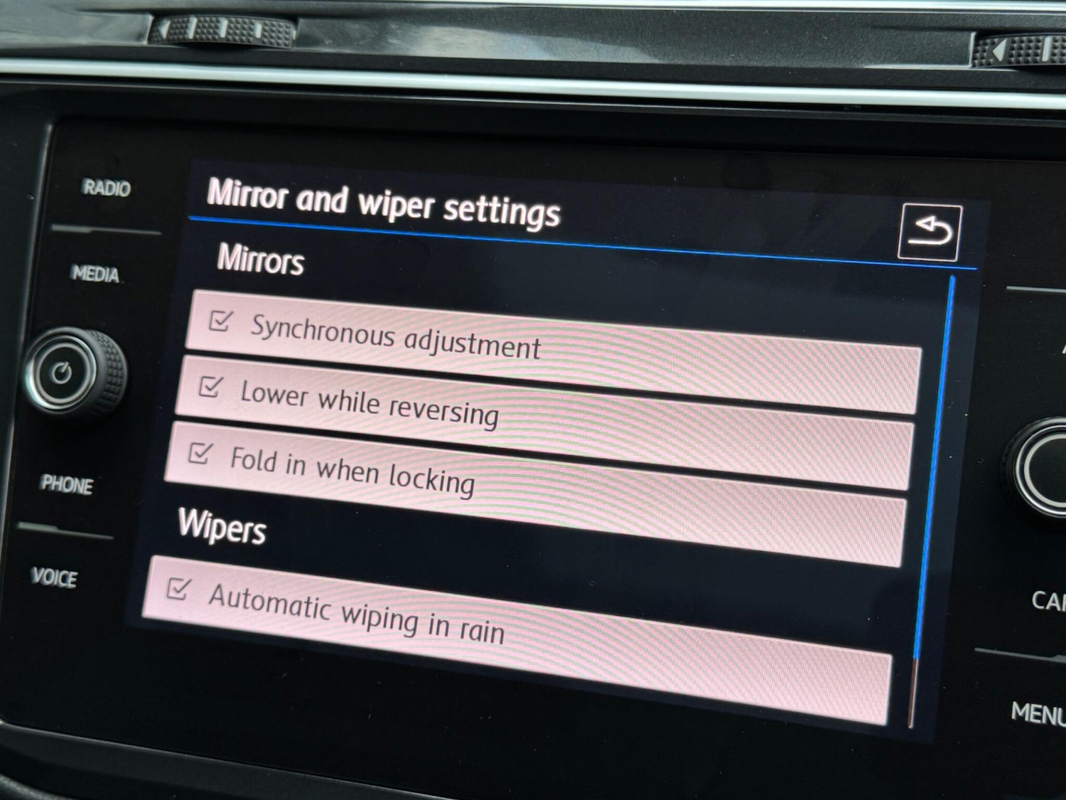 Used Volkswagen Tiguan for sale - 77242856: Photo 25