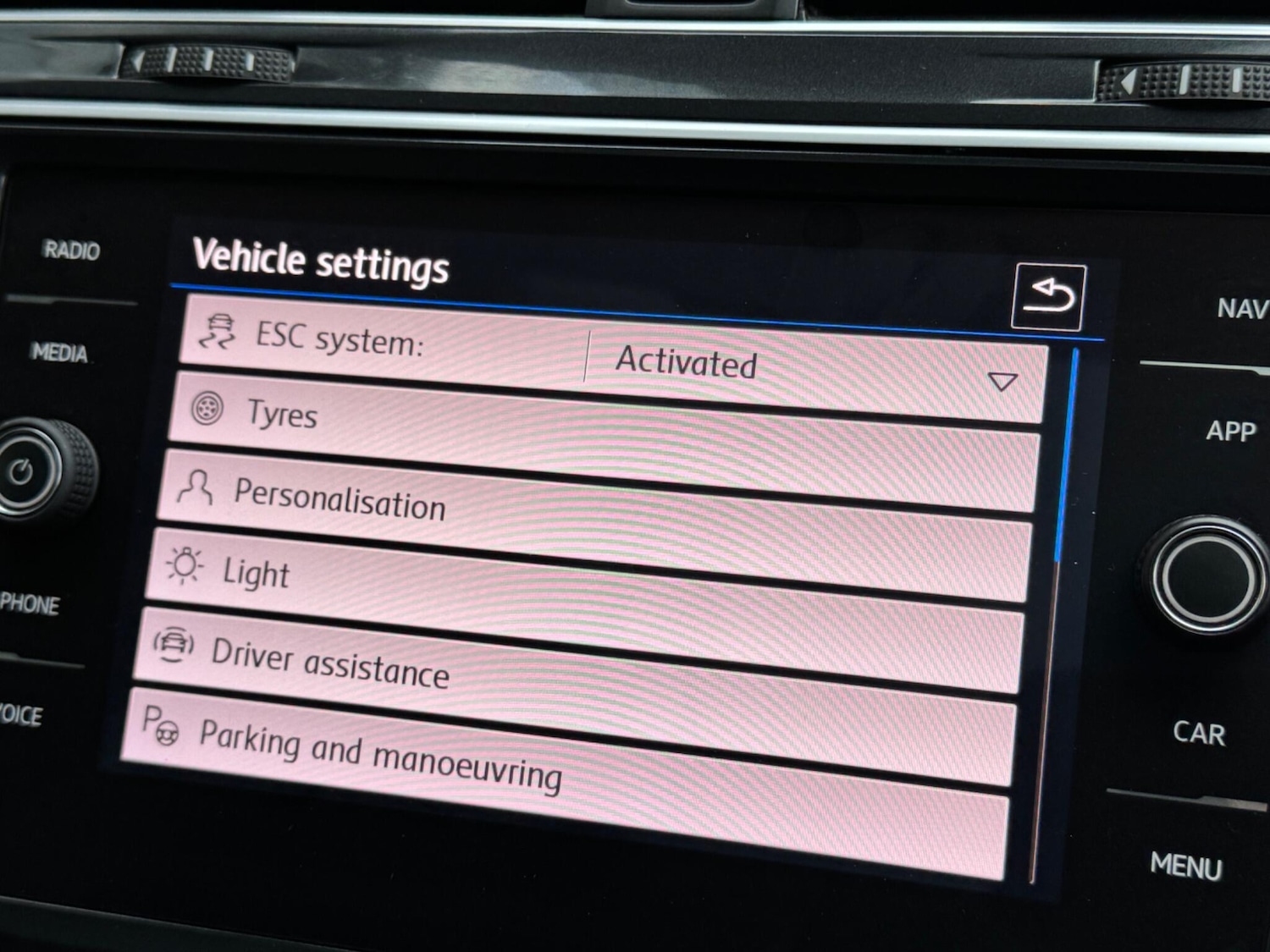 Used Volkswagen Tiguan for sale - 77242856: Photo 28