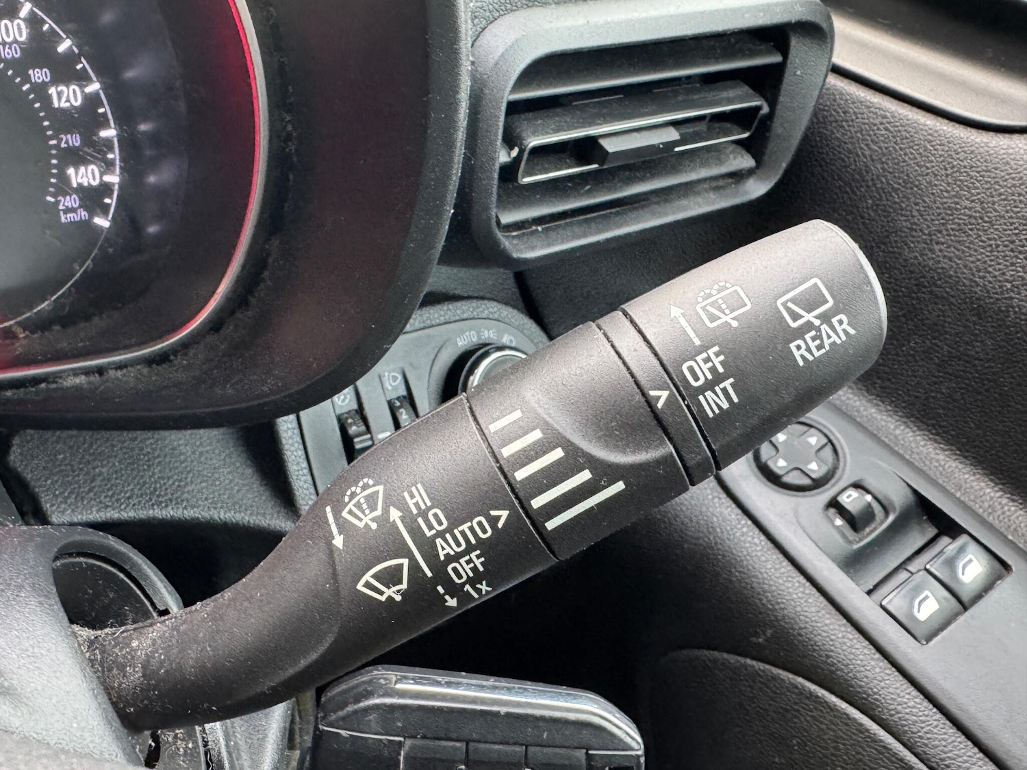 Used Vauxhall Combo Life 2020 for sale - 76899068: Photo 19