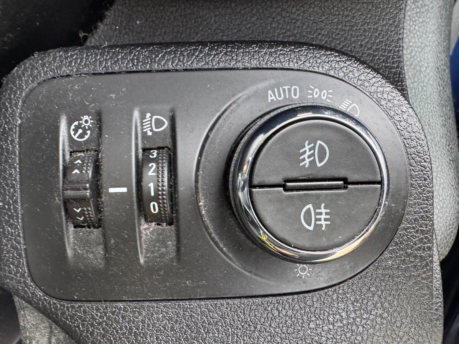 Used Vauxhall Combo Life 2020 for sale - 76899068: Photo 21