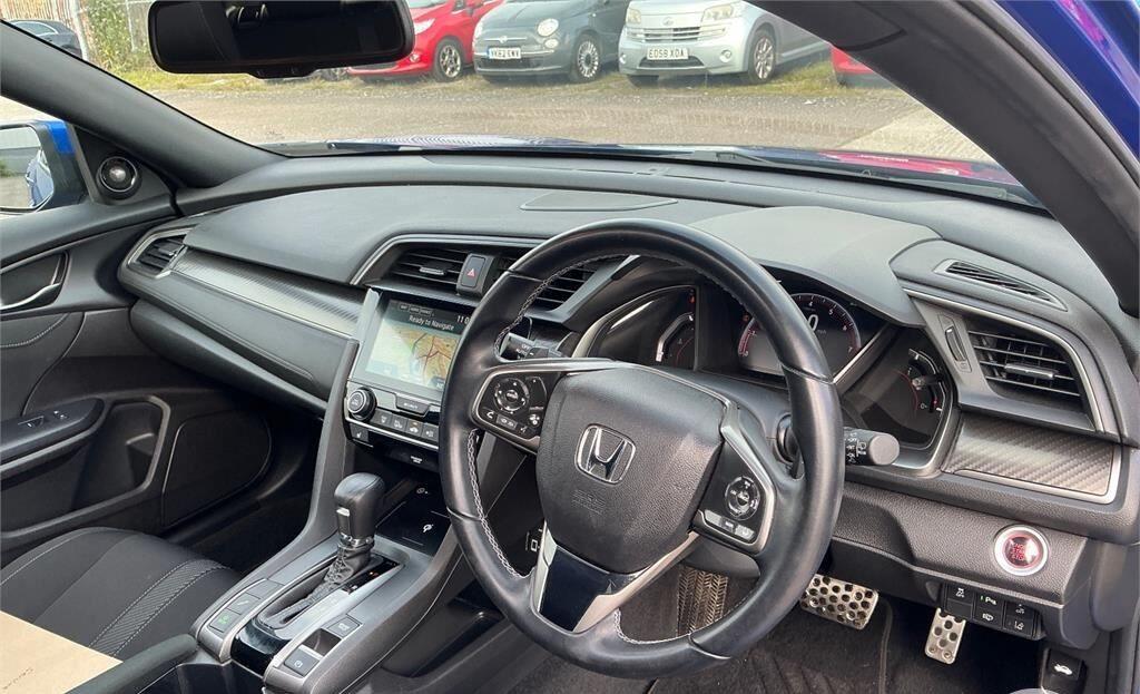 Used Honda Civic 2019 for sale - 76485950: Photo 2
