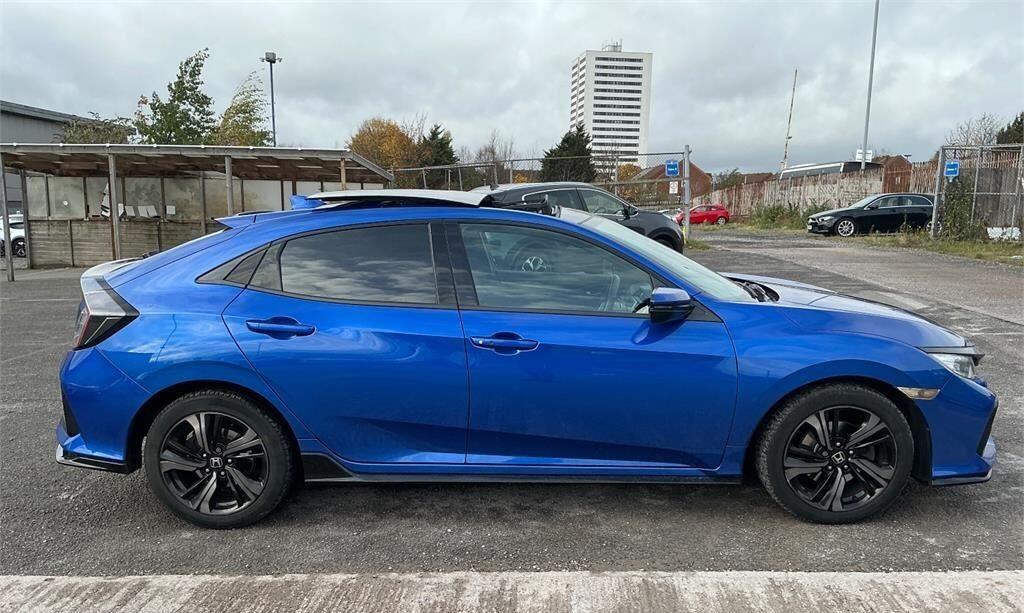 Used Honda Civic 2019 for sale - 76485950: Photo 4