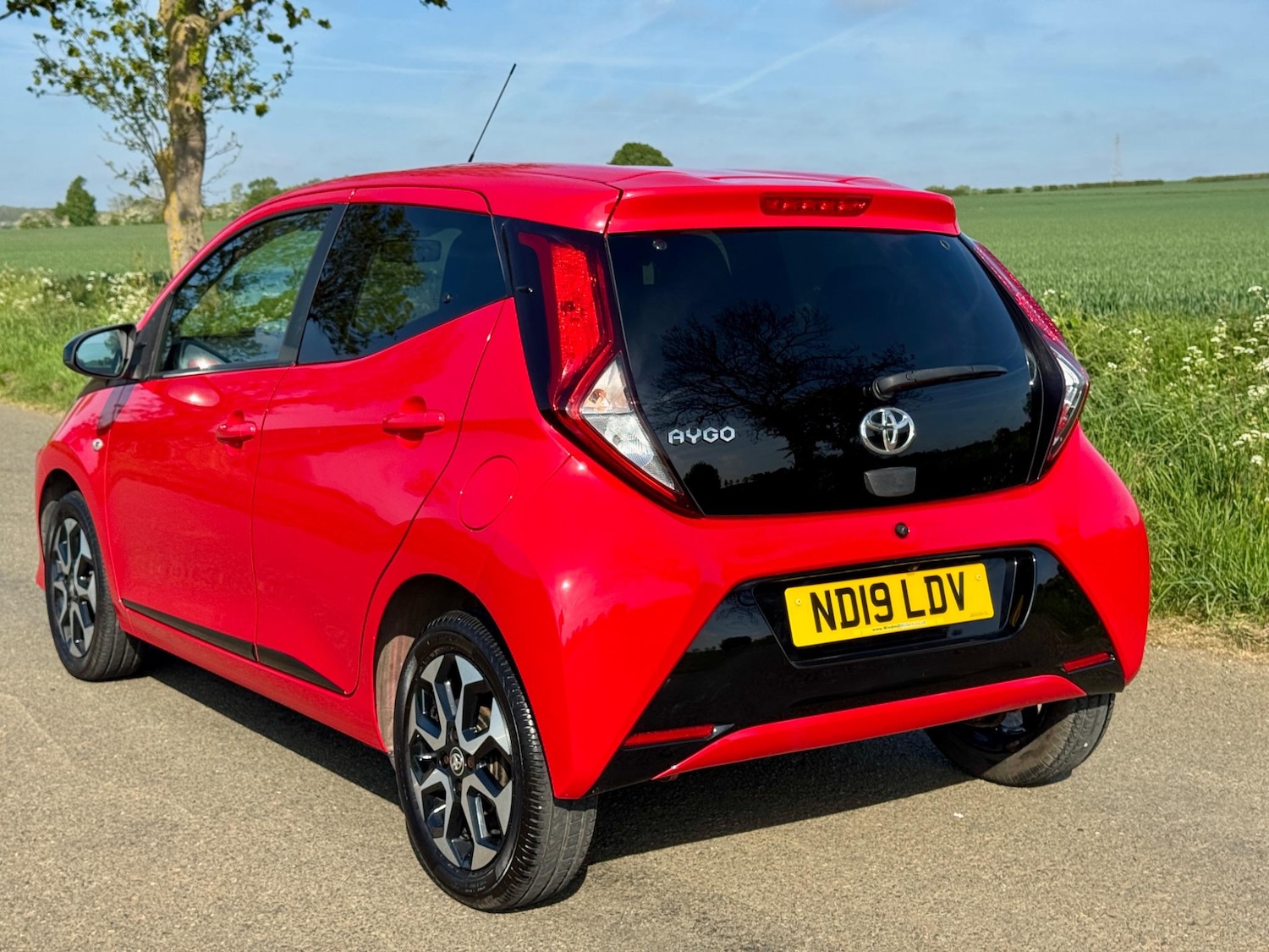 Used Toyota AYGO 2019 for sale - 76597050: Photo 8