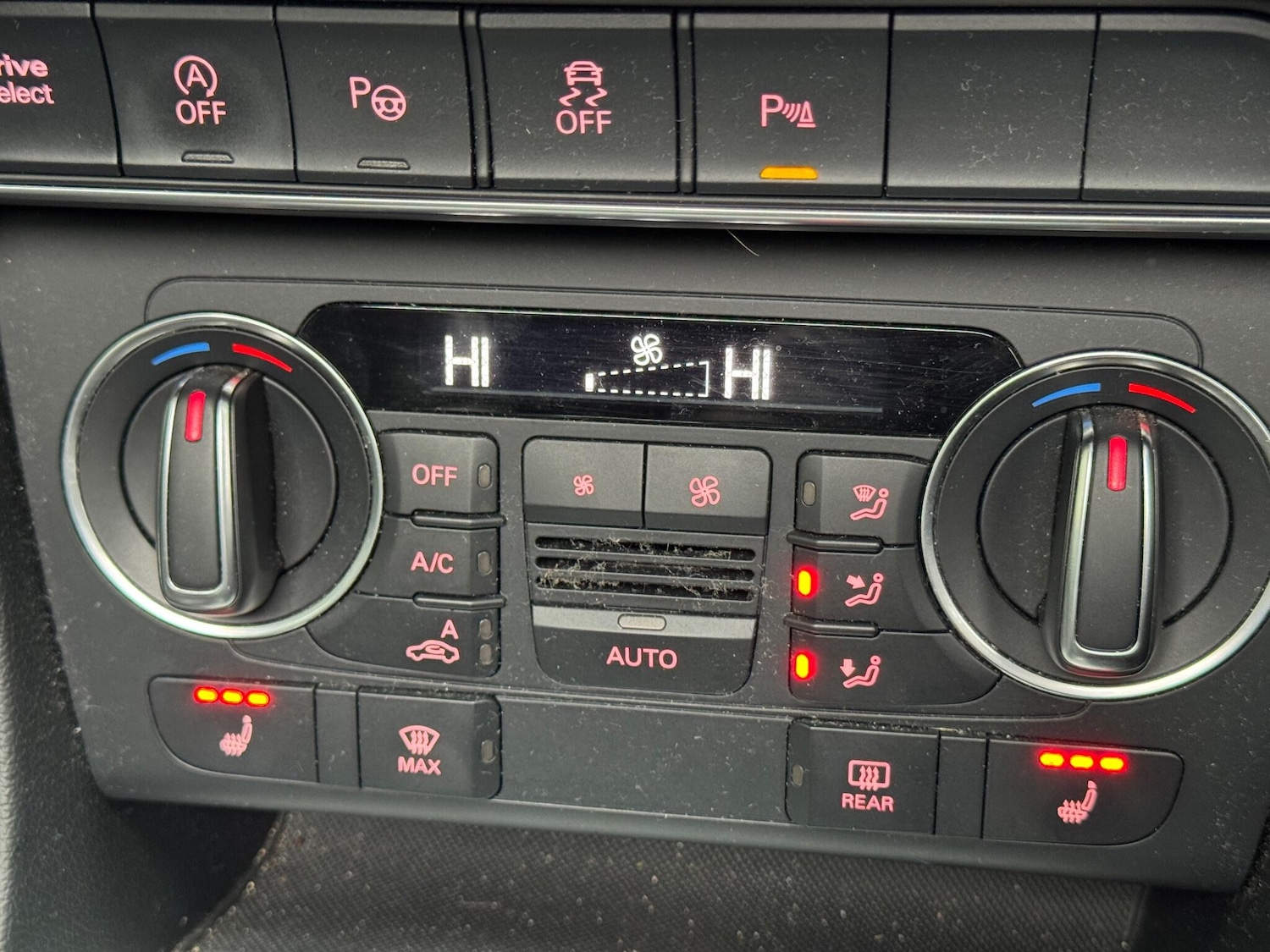 Used Audi Q3 2017 for sale - 77305998: Photo 31