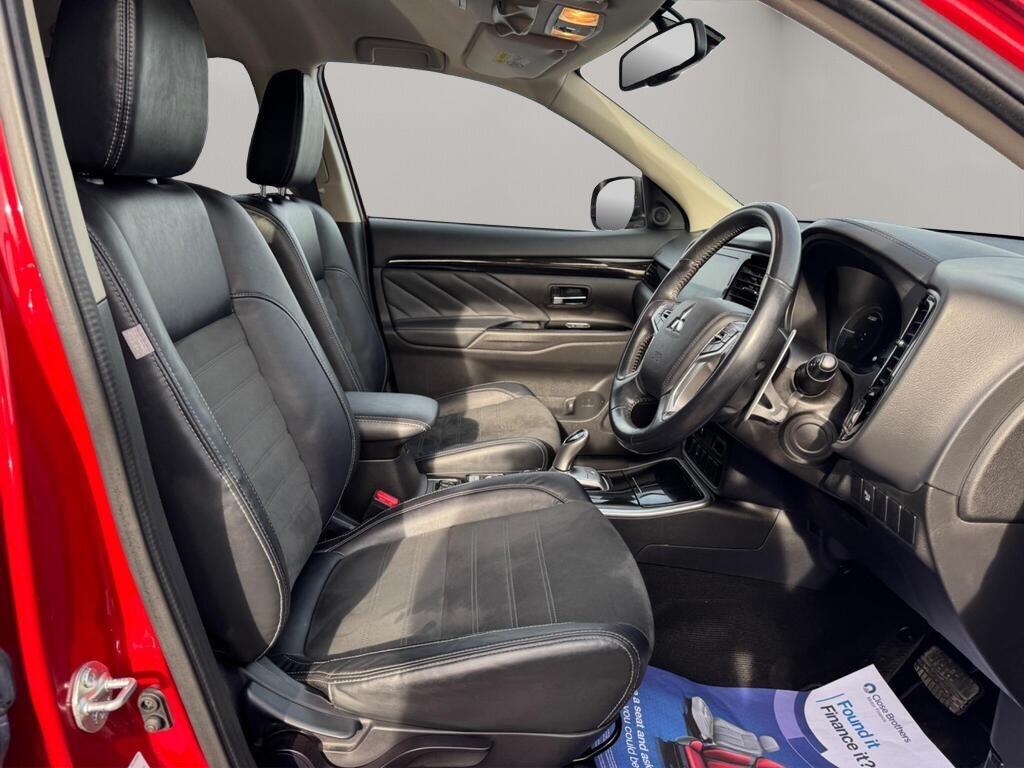 Used Mitsubishi Outlander 2018 for sale - 77612029: Photo 11