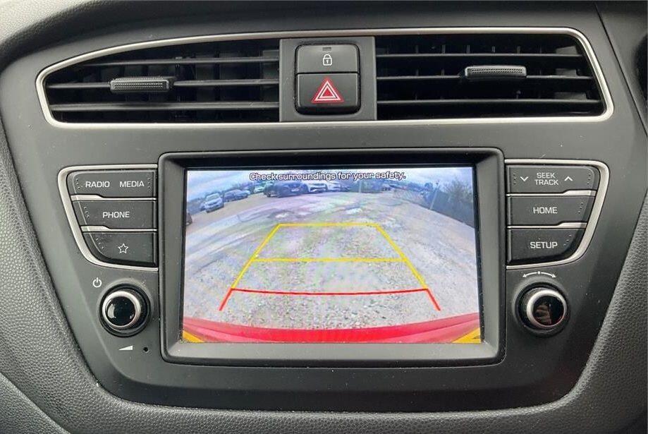 Used Hyundai i20 2019 for sale - 77696379: Photo 4