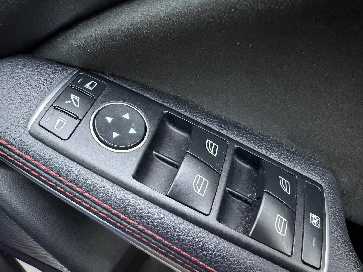 Used Mercedes-Benz A-Class 2018 for sale - 76714837: Photo 43