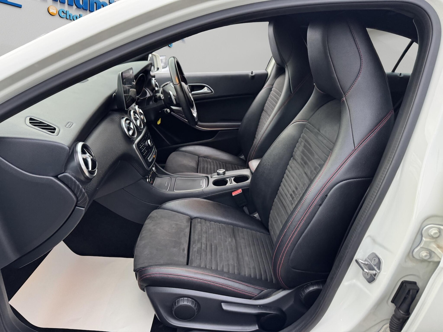 Used Mercedes-Benz A-Class 2018 for sale - 76714837: Photo 46