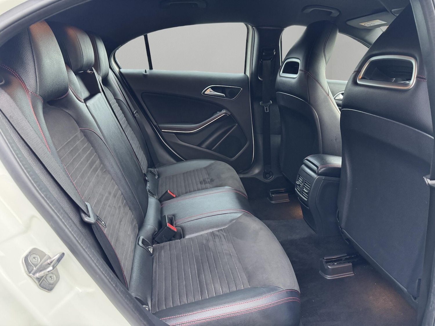 Used Mercedes-Benz A-Class 2018 for sale - 76714837: Photo 47