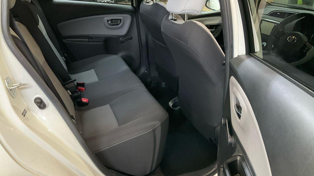 Used Toyota Yaris 2016 for sale - 77704840: Photo 9