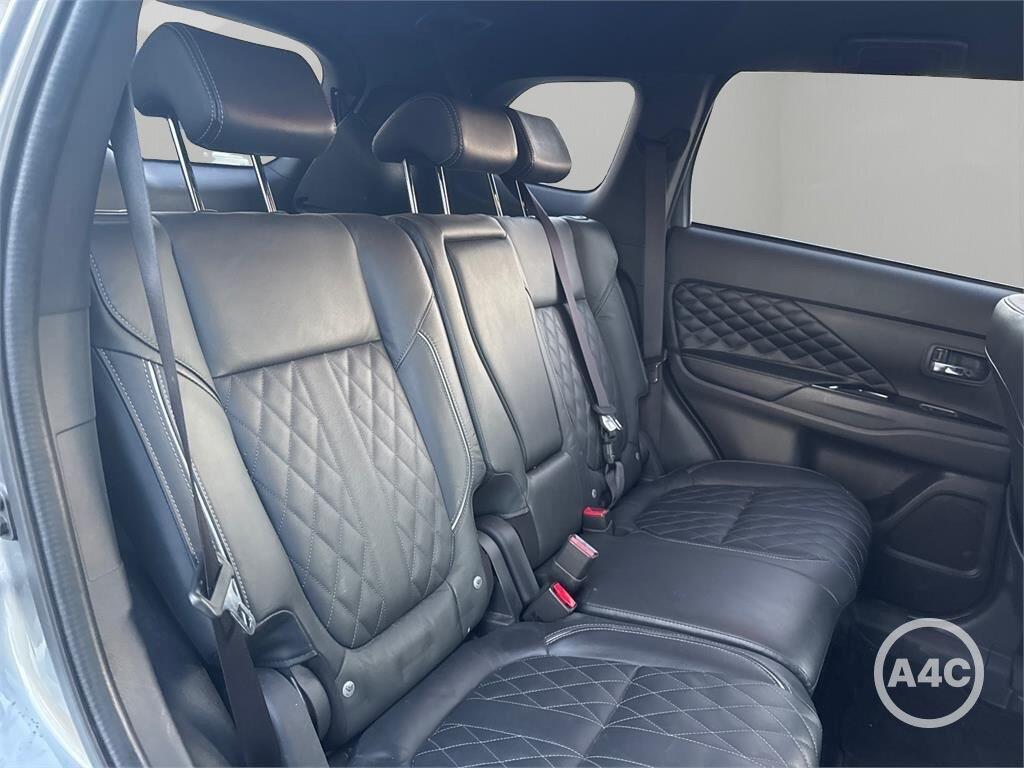 Used Mitsubishi Outlander 2019 for sale - 76926923: Photo 11