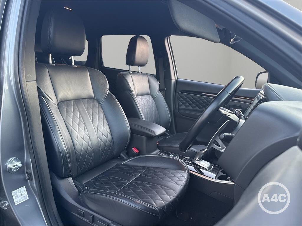 Used Mitsubishi Outlander 2019 for sale - 76926923: Photo 4