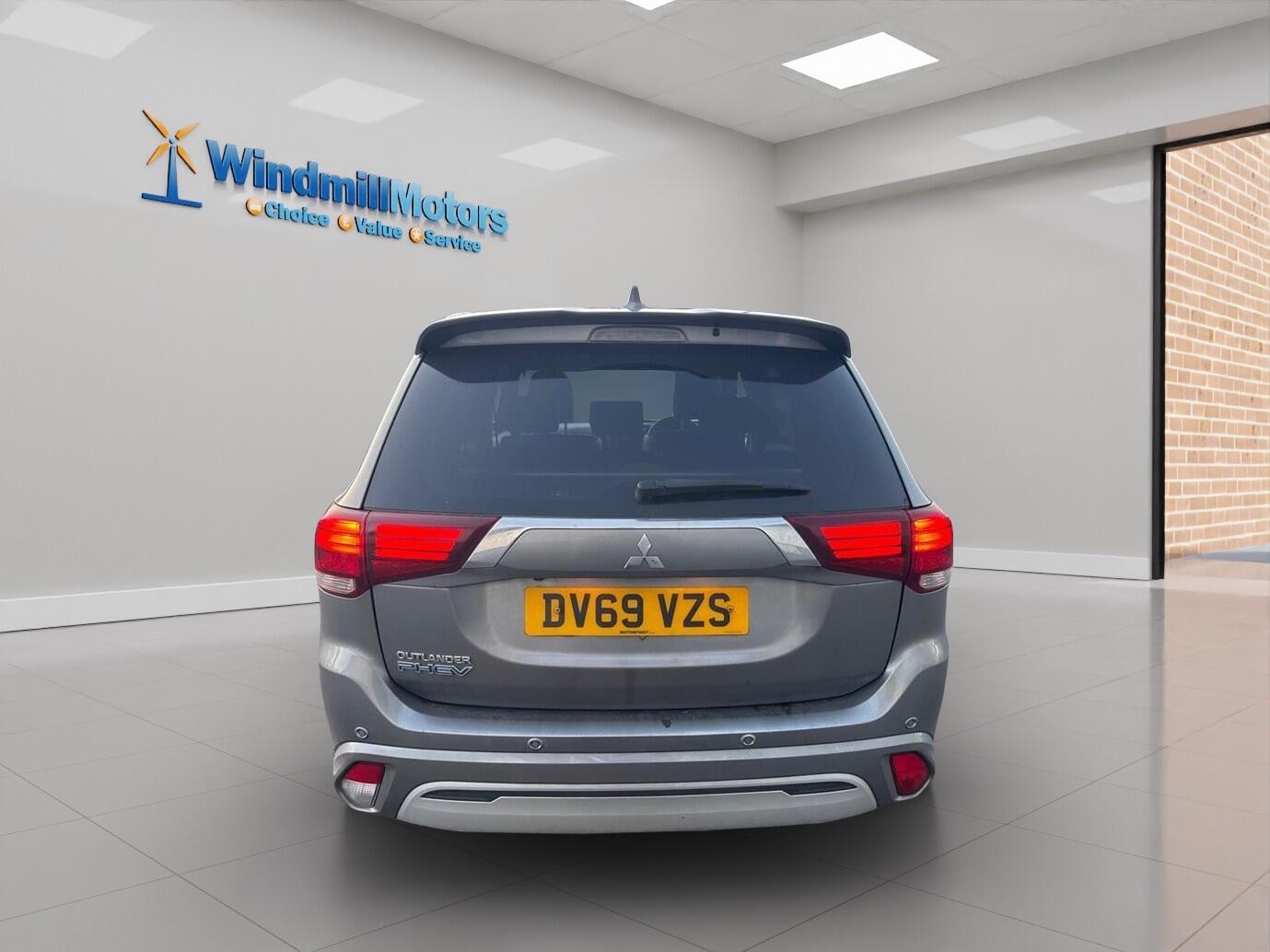 Used Mitsubishi Outlander 2019 for sale - 76926923: Photo 8