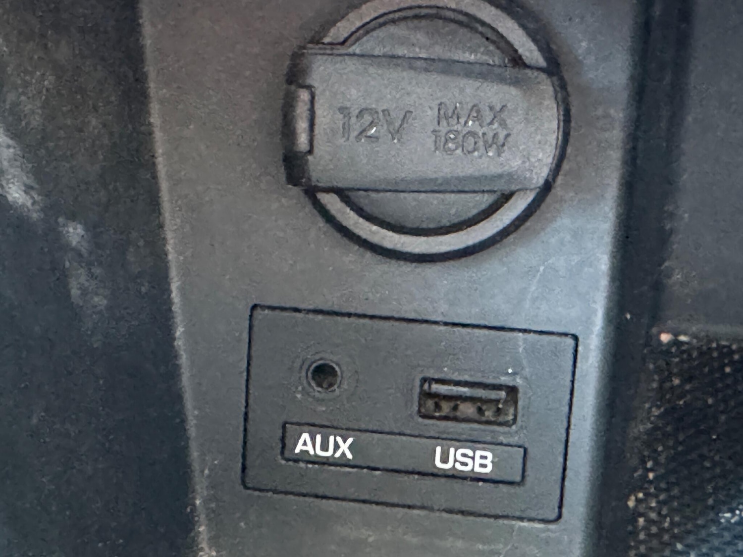 Used Hyundai i10 2017 for sale - 76314559: Photo 18