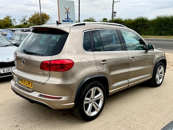 Used Volkswagen Tiguan 2015 for sale - 76026691: Photo 3