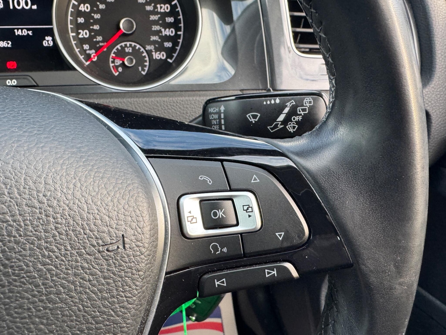 Used Volkswagen Golf 2017 for sale - 76781816: Photo 32