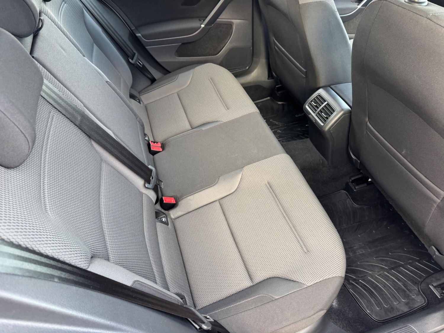 Used Volkswagen Golf 2017 for sale - 76781816: Photo 37