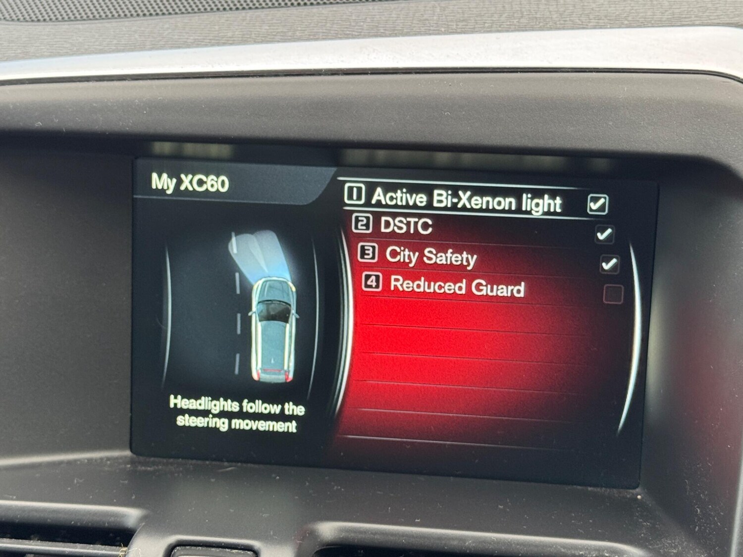 Used Volvo XC60 2014 for sale - 76644560: Photo 16