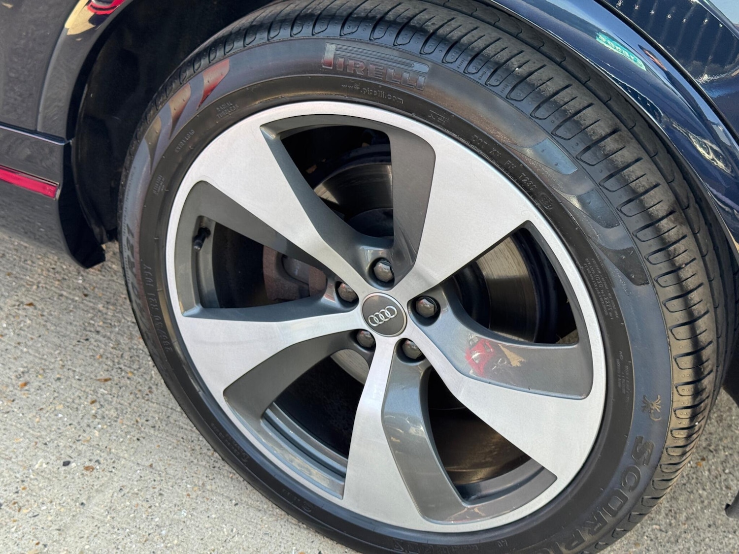 Used Audi Q7 2015 for sale - 78147985: Photo 70