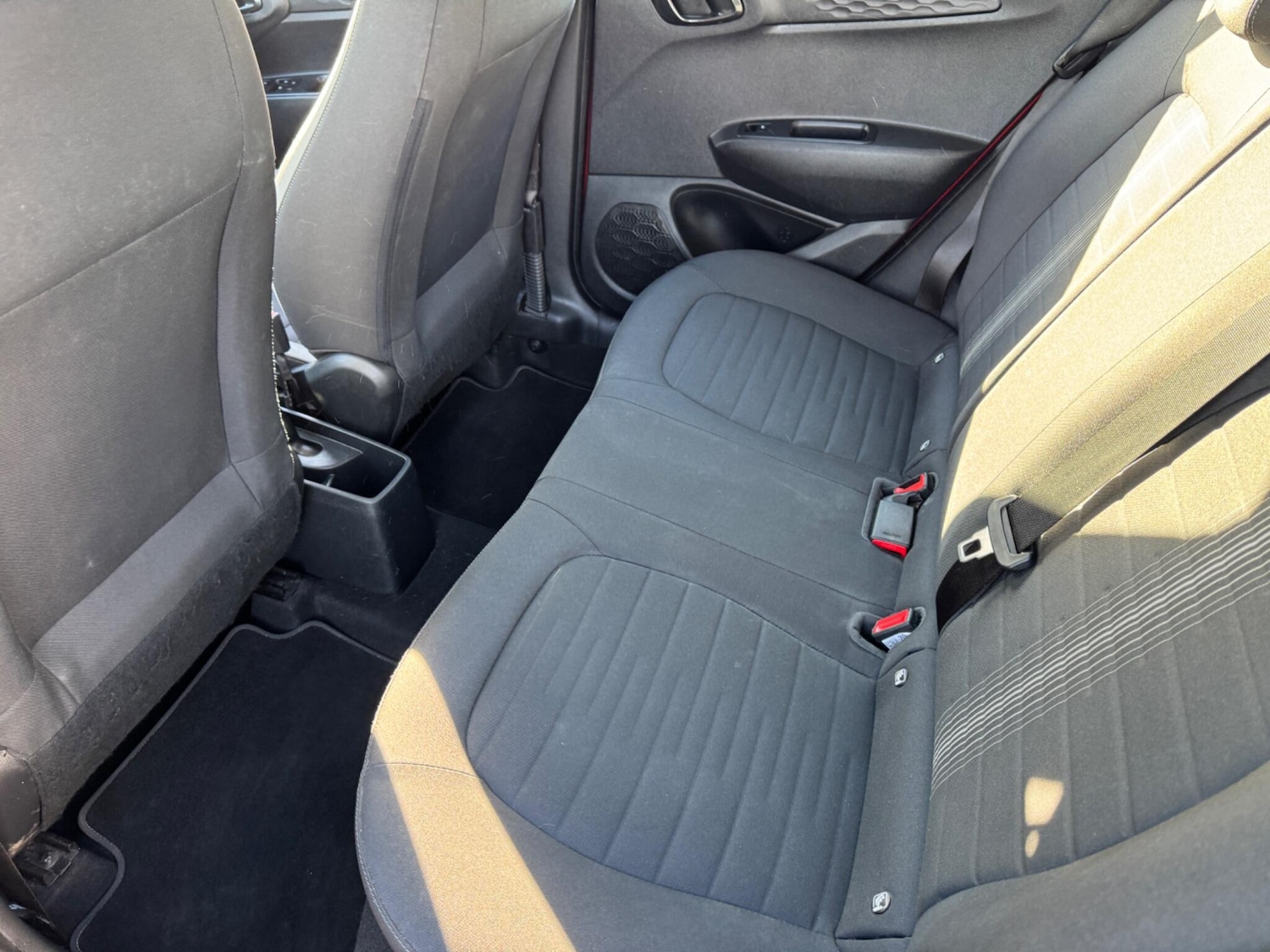 Used Hyundai i10 2020 for sale - 76349580: Photo 35