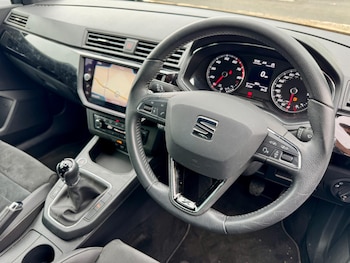 Used SEAT Ibiza 2017 for sale - 75769656: Photo
