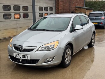 Used Vauxhall Astra 2010 for sale - 77315224: Photo