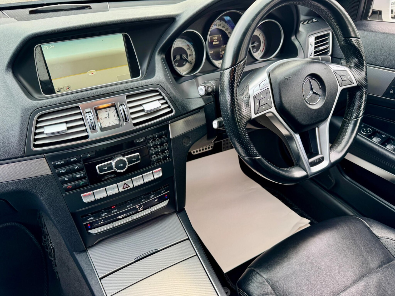 Used Mercedes-Benz E Class 2014 for sale - 77696398: Photo 12