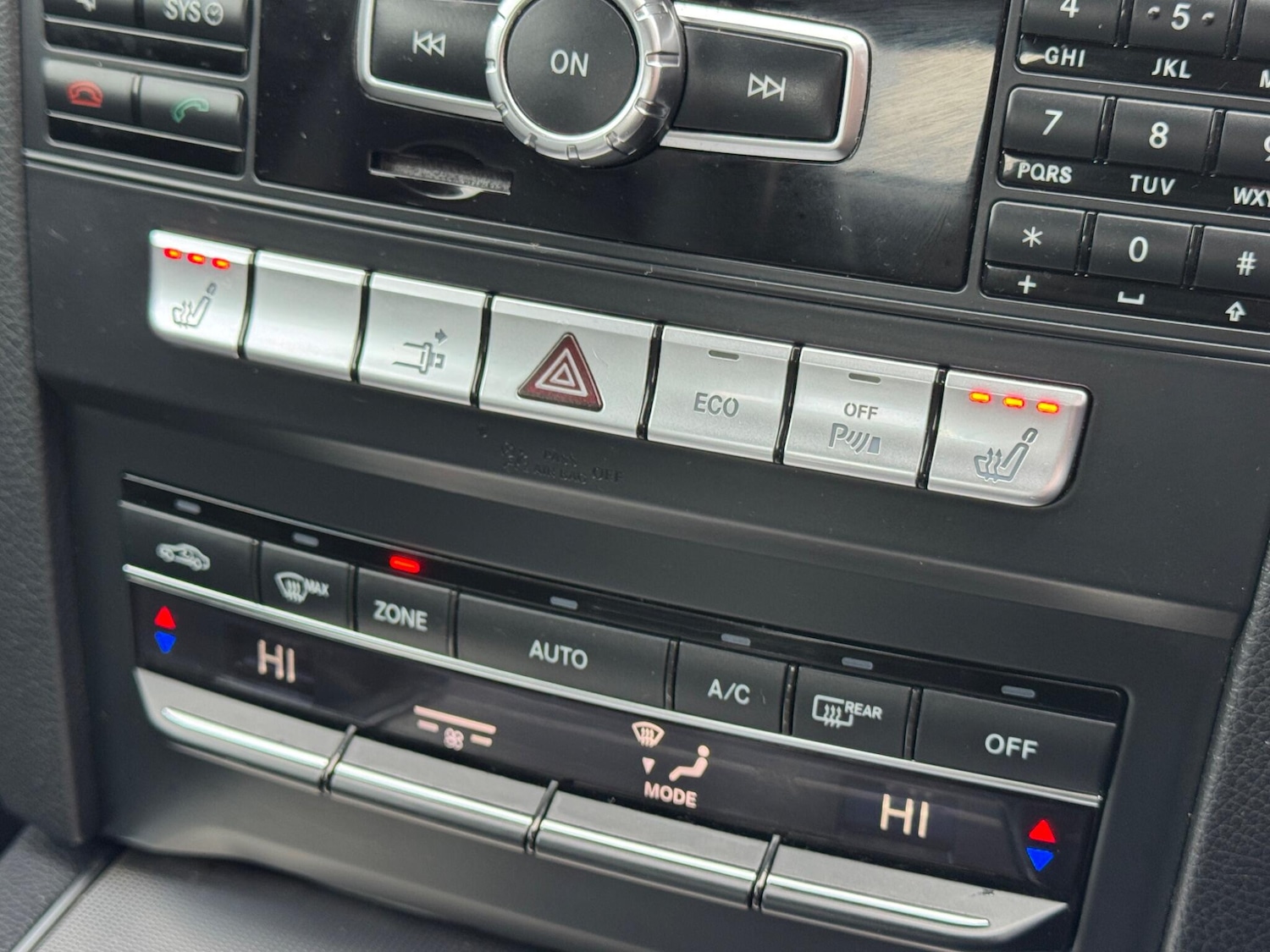 Used Mercedes-Benz E Class 2014 for sale - 77696398: Photo 28