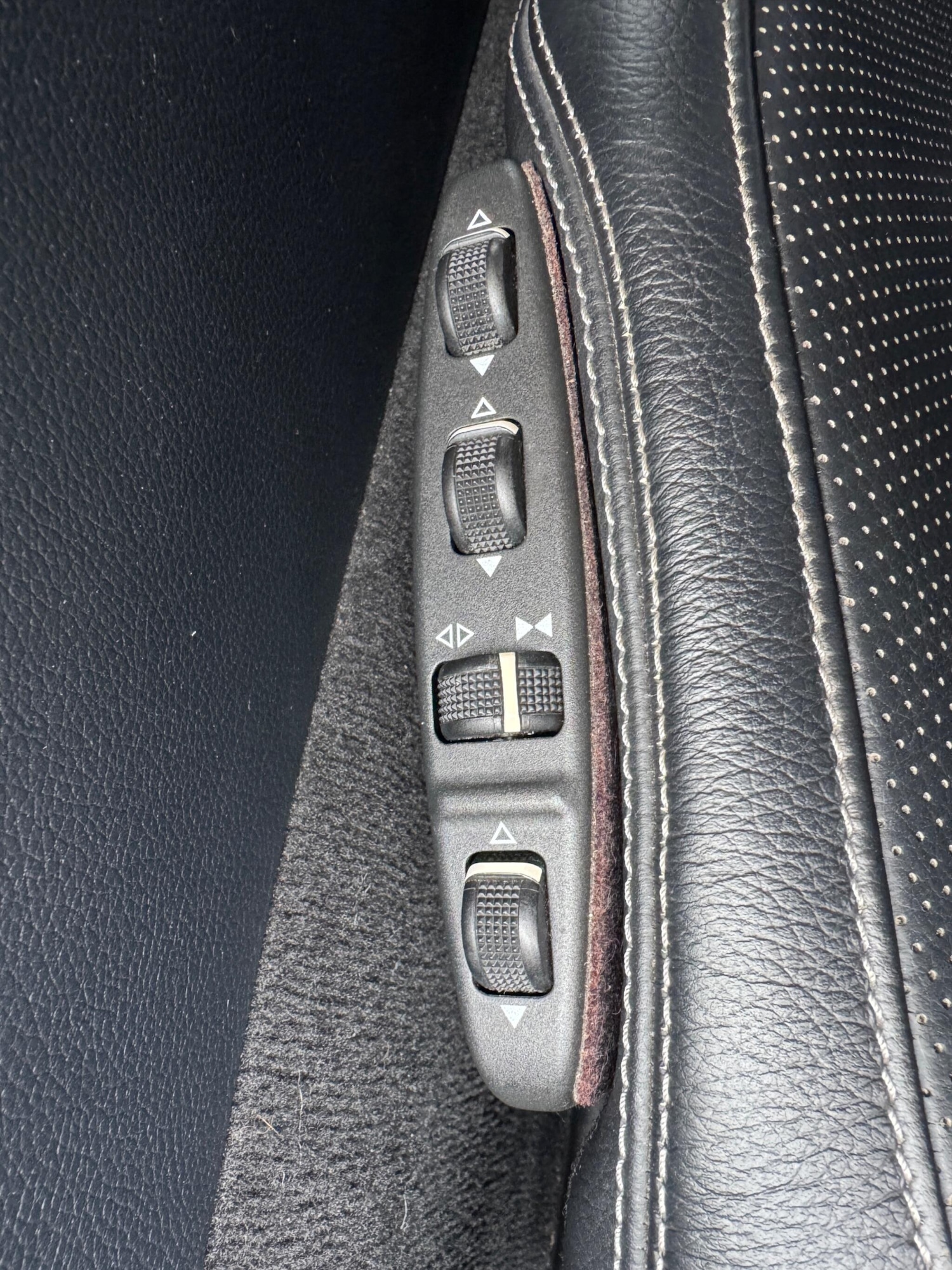 Used Mercedes-Benz E Class 2014 for sale - 77696398: Photo 37