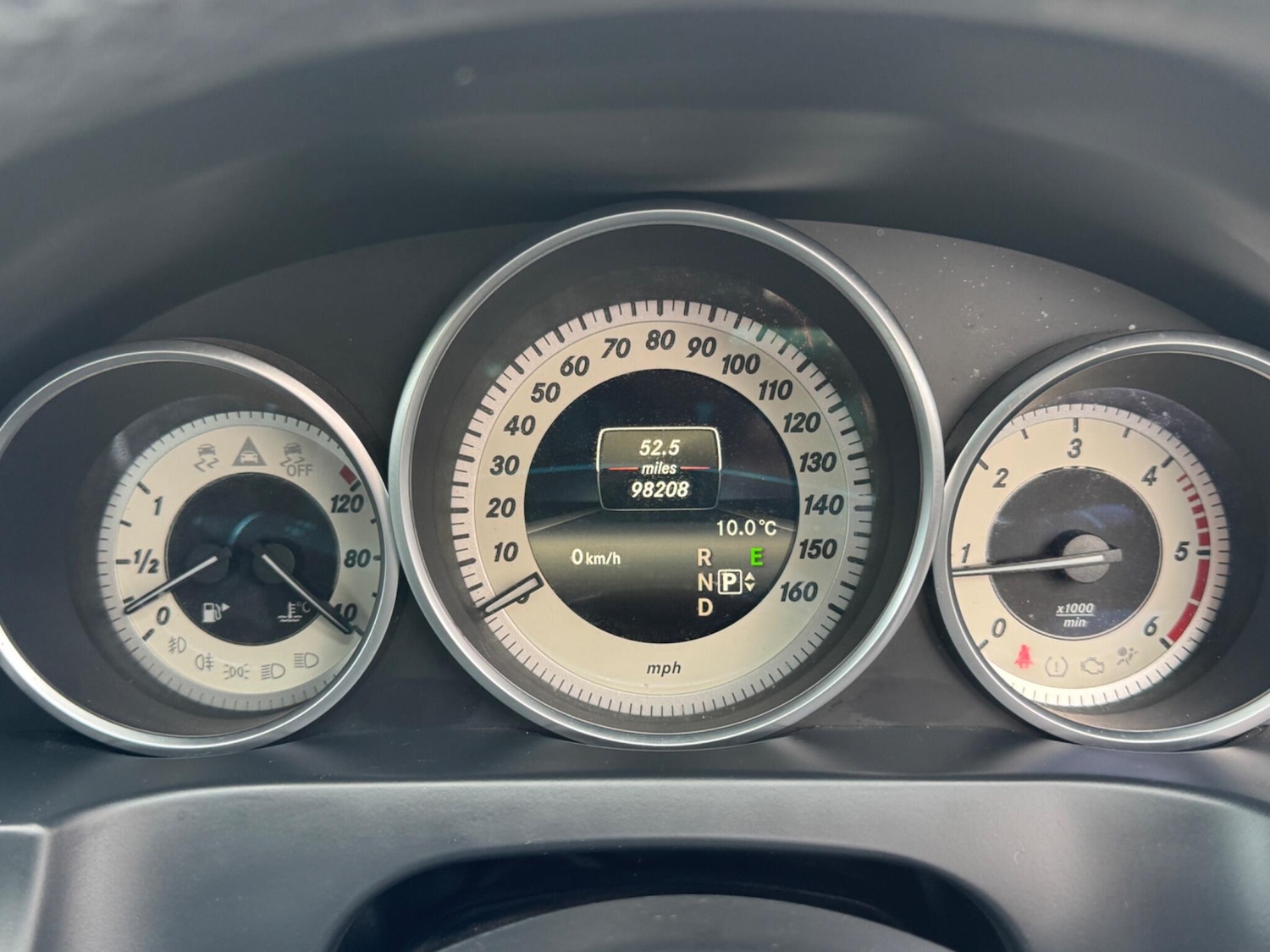 Used Mercedes-Benz E Class 2014 for sale - 77696398: Photo 43