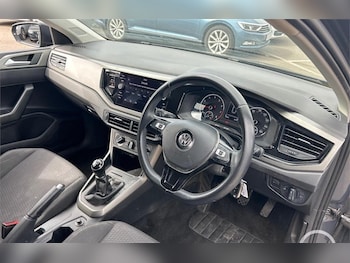 Used Volkswagen Polo 2019 for sale - 75770022: Photo