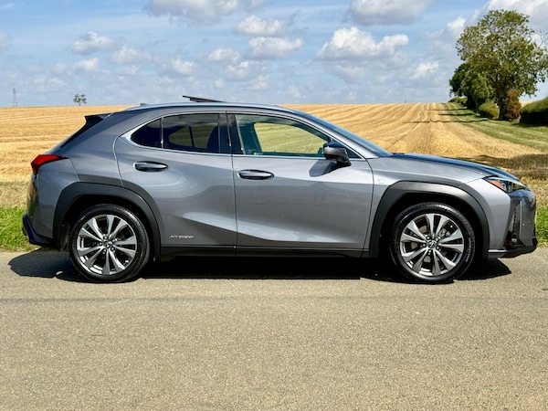 Used Lexus UX 2020 for sale - 75449087: Photo 3