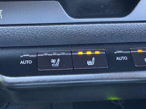 Used Lexus UX 2020 for sale - 75449087: Photo 45