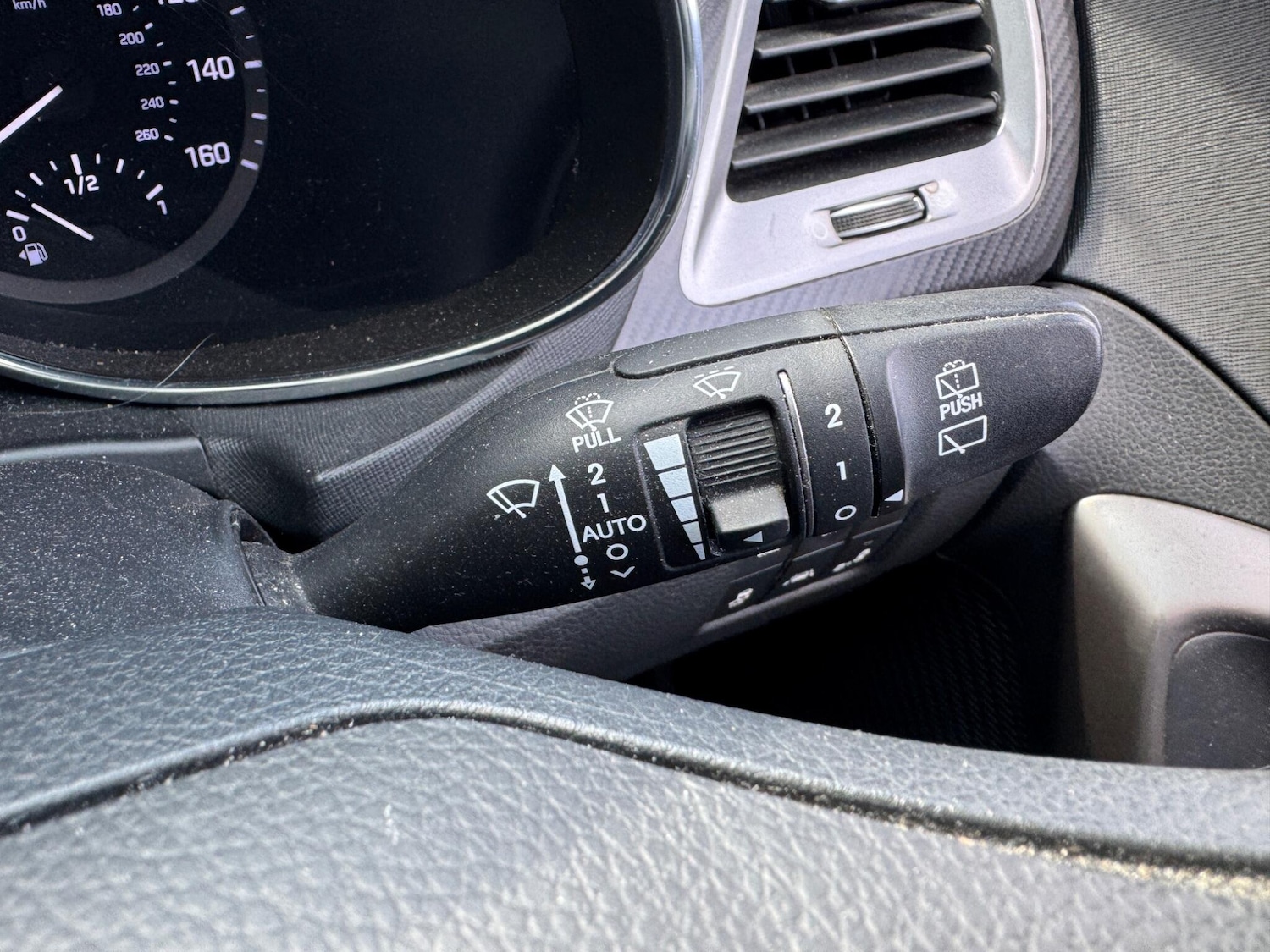 Used Hyundai Santa Fe 2016 for sale - 75770059: Photo 24