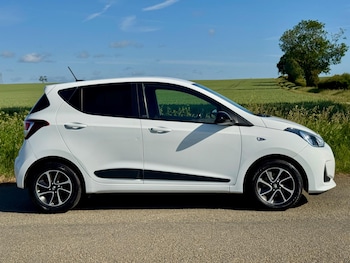 Used Hyundai i10 2018 for sale - 75493487: Photo