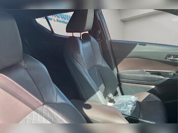 Used Toyota C-HR 2017 for sale - 78319462: Photo