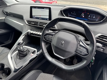 Used Peugeot 5008 2019 for sale - 75623835: Photo