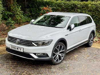 Used Volkswagen Passat 2016 for sale - 79711535: Photo